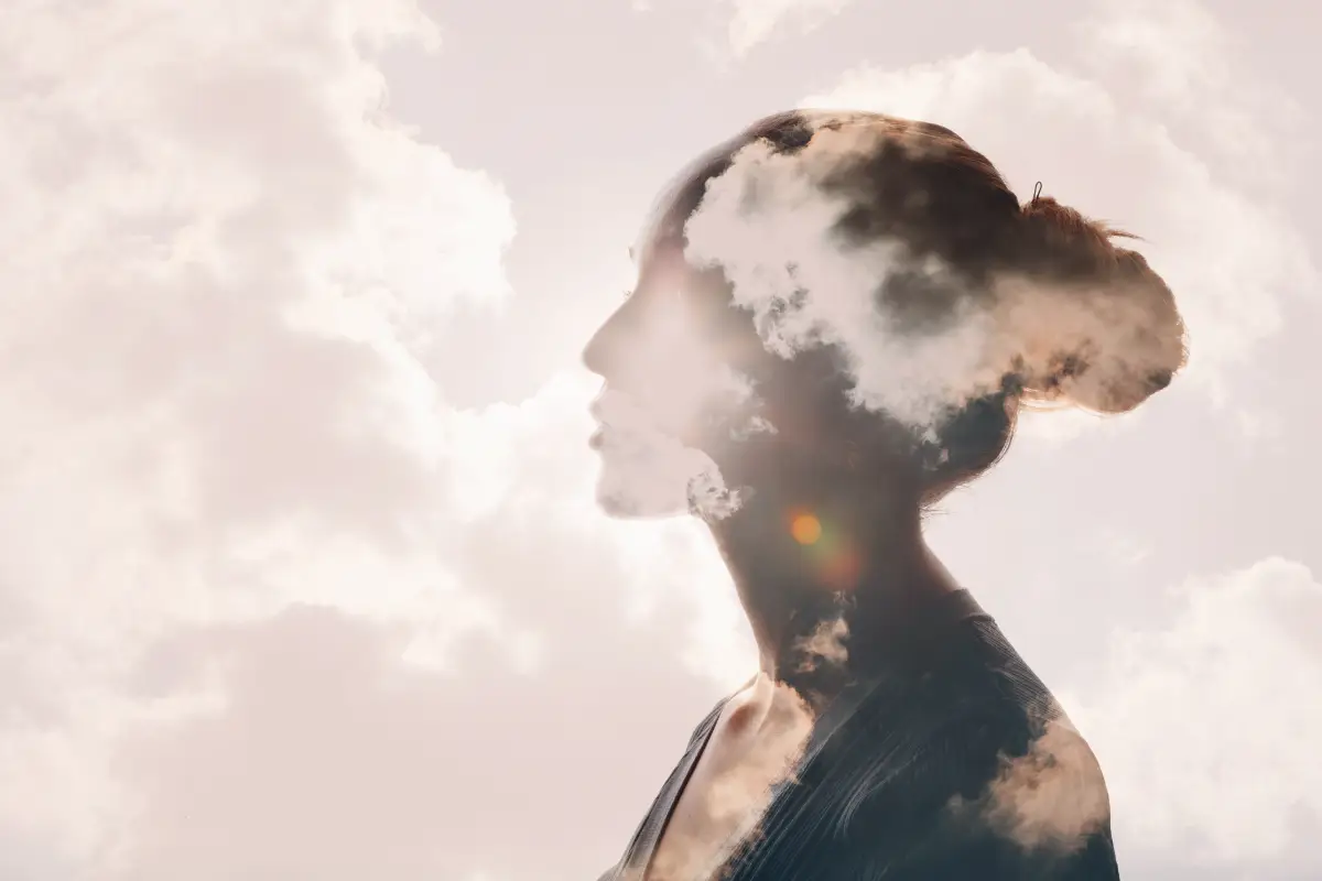 4 pasos para callar los pensamientos negativos 

