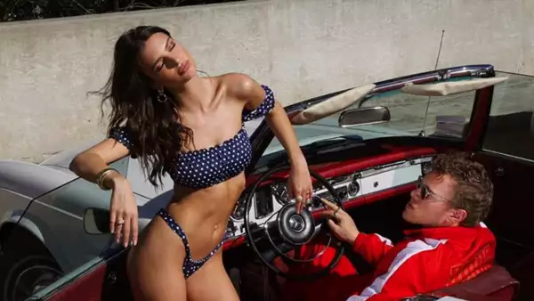 Emily RatajKowski es nombrada la "Modelo del Año".