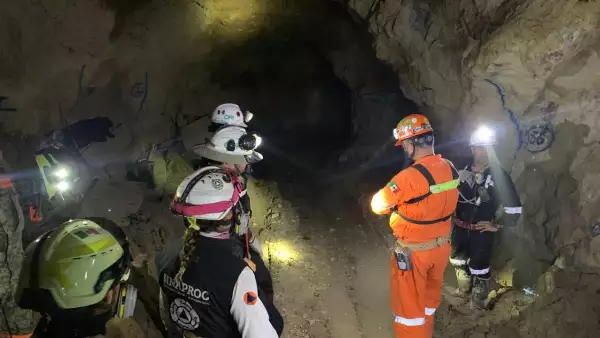 Continúa la busqueda del cuarto minero de Sinaloa que quedó atrapado en la mina Santa Fe