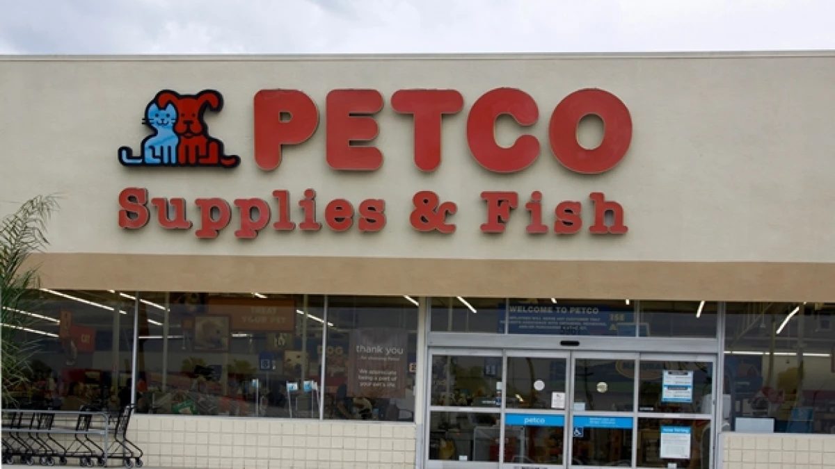 La compañía de mascotas Petco está en problemas tras la muerte de una mascota en uno de sus salones de estética