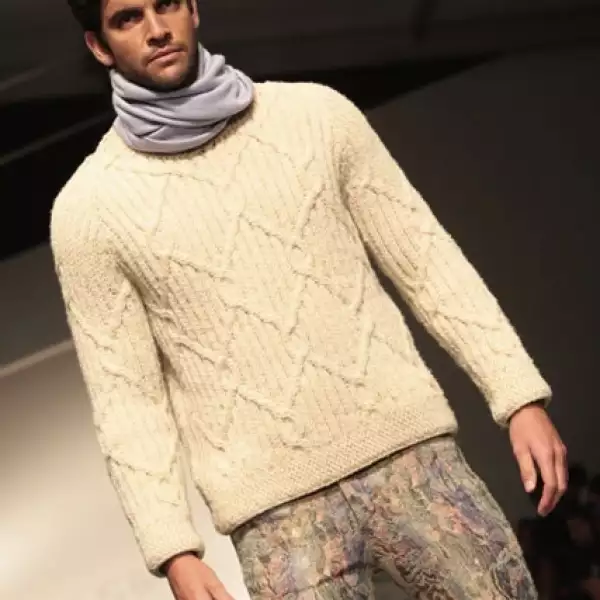 Pasarela Love Is Back