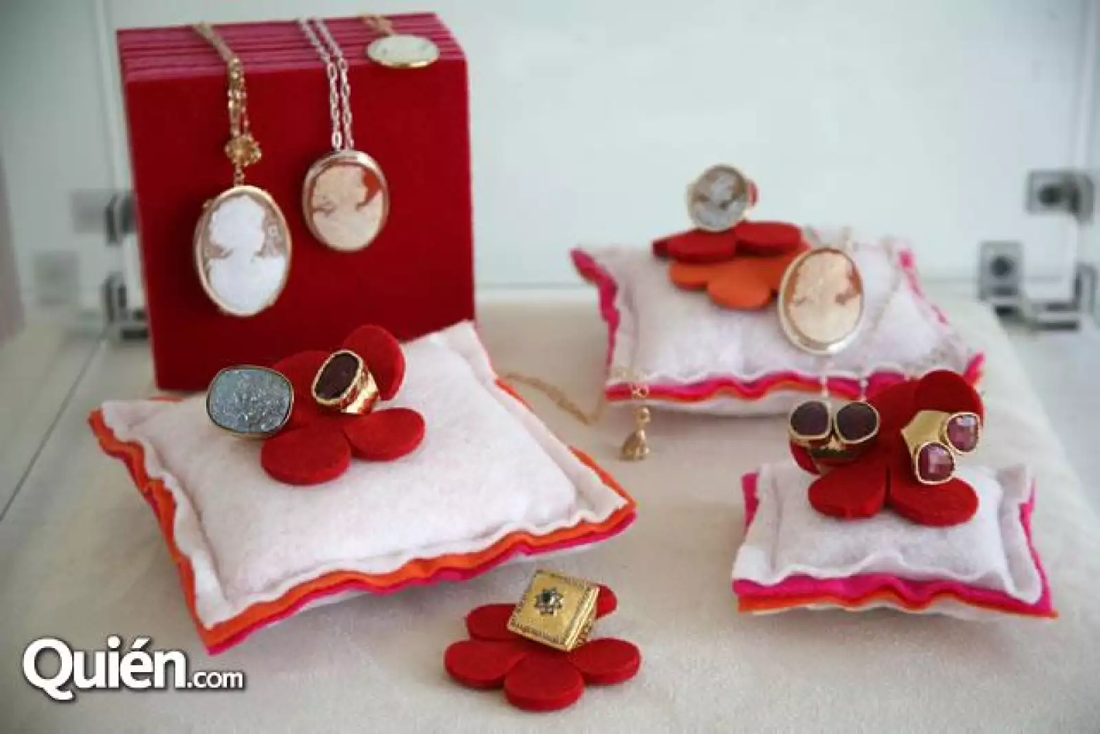 Venta de joyas por Patricia Fronza
