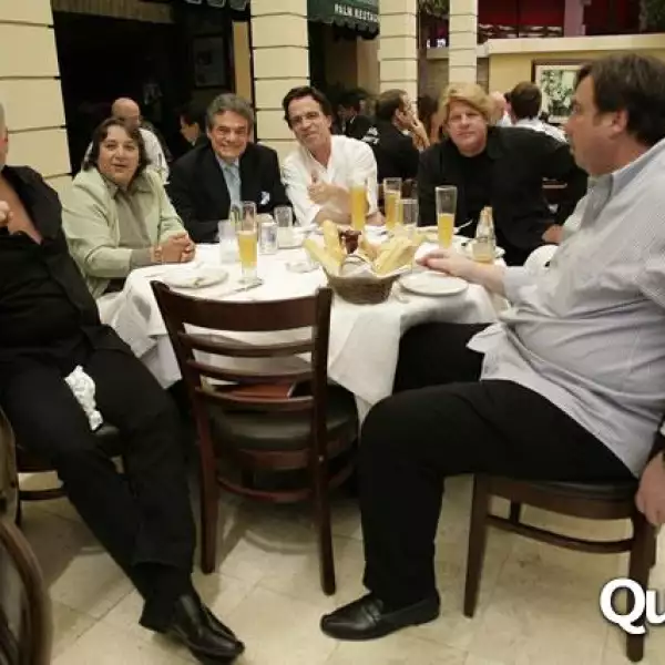 Comida Yanni y José José