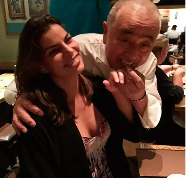 Nobu Matsuhisa bromeó al respecto del anillo de compromiso de Bárbara.