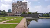 Biblioteca central de la Universidad Autónoma Nacional de México ubicada en la Ciudad Universitaria.