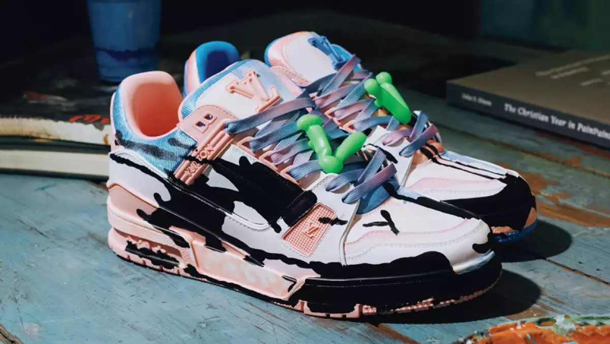 Un lienzo para la creatividad en icónicos sneakers de Louis Vuitton