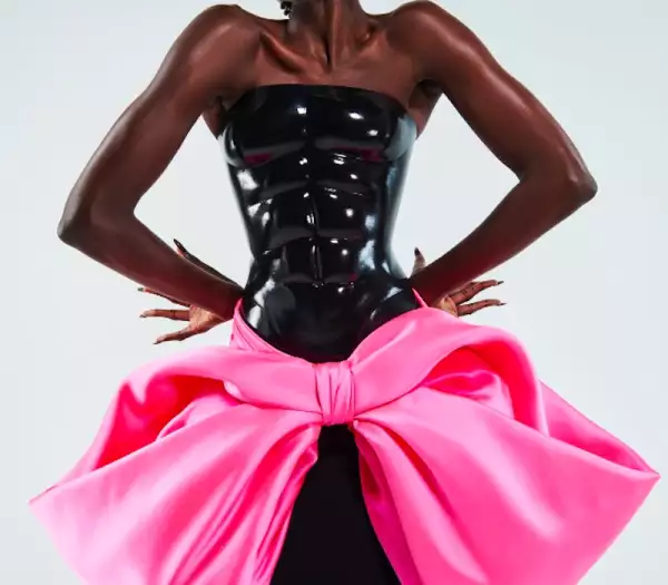 schiaparelli-bustier.jpg