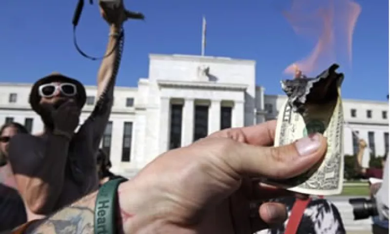 Las protestas del movimiento ‘Occupy Wall Street’ se han extendido a las instancias de la Fed. (Foto: AP)
