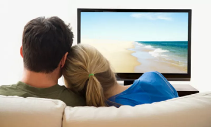 El acuerdo entre AT&T y DirecTV podría cambiar la industria de la televisión de EU.  (Foto: Getty Images)