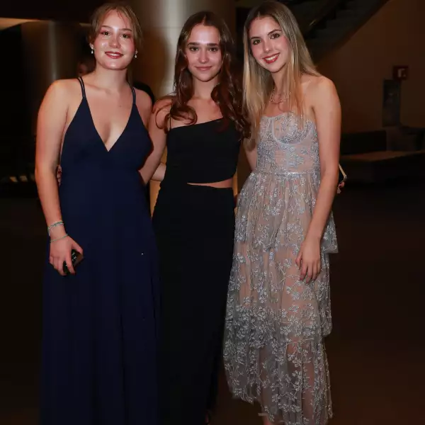 María Núñez , María Hicks y Carlota Papalardo 