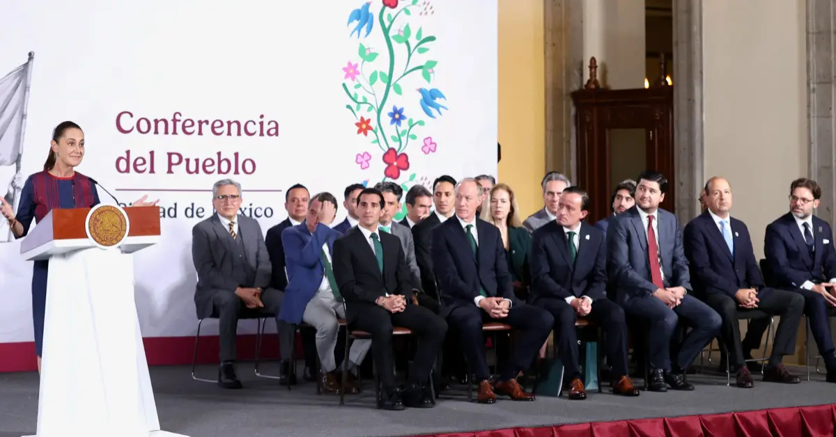 De Acárraraga a Irarragorri: quiénes son los dueños de equipos de futbol que se reunieron con Sheinbaum