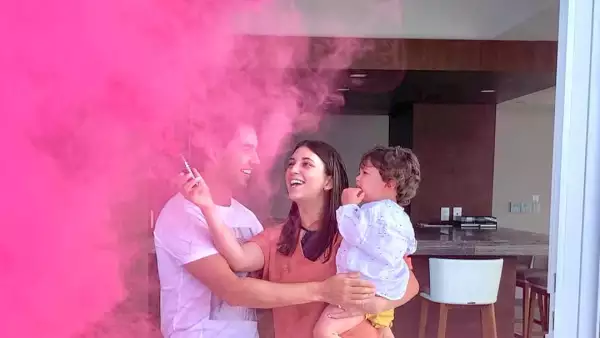 Checo Pérez, Carola Martínez y Sergio Jr.