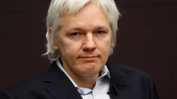 Los cineastas festejaron como un triunfo de la libertad de expresión que Ecuador brindara portección diplomática al fundador de WikiLeaks.