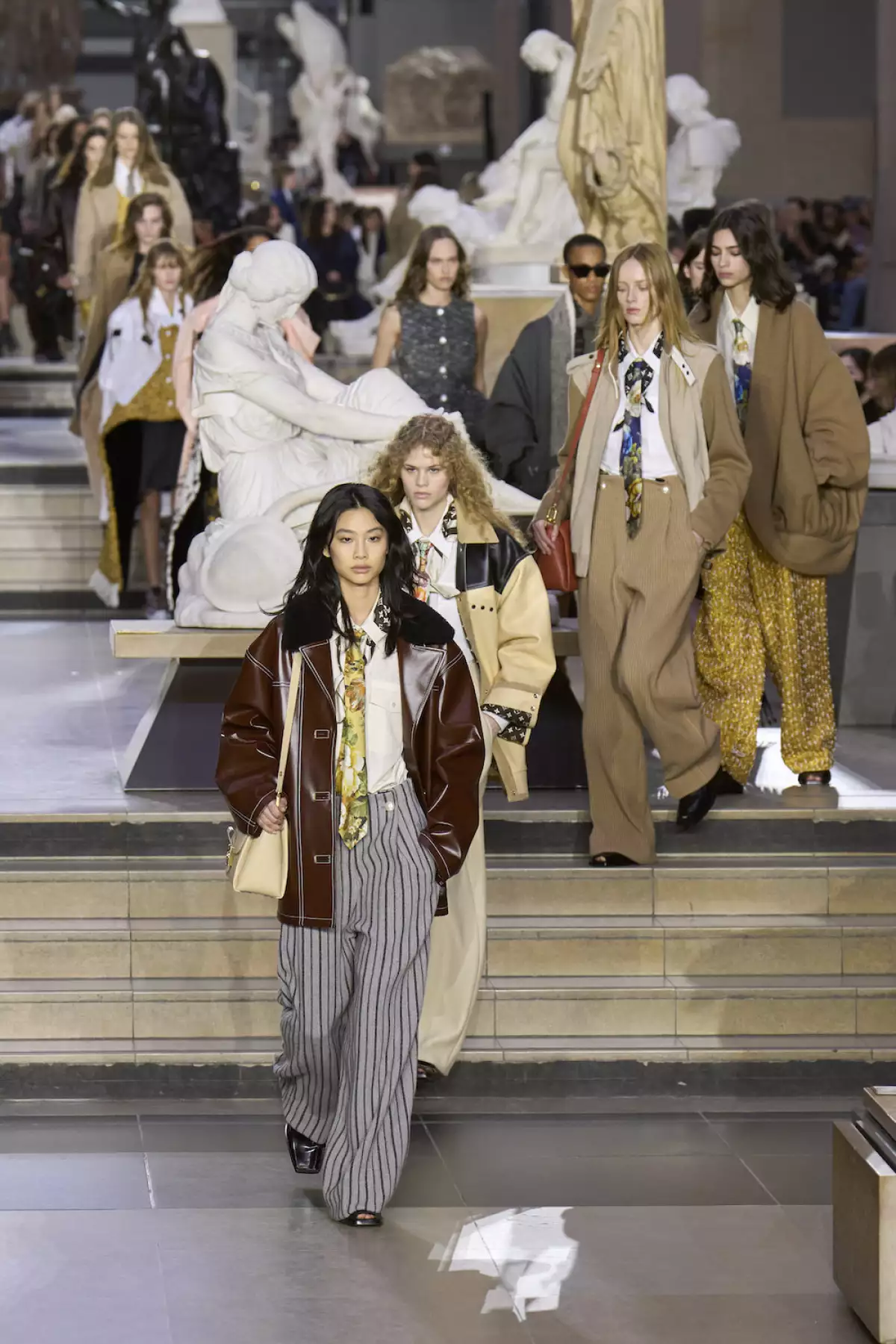 louis-vuitton-paris-fashion-week.jpg