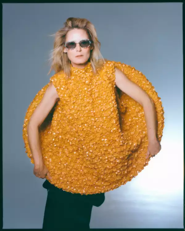 ELLE-ROISIN MURPHY-4.jpeg