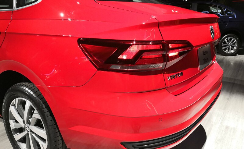 VW Virtus tras.jpg