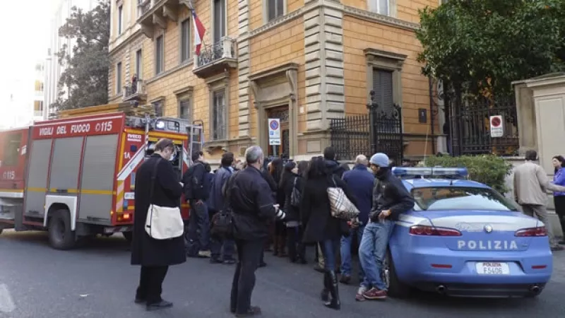 Roma - bombas en embajadas