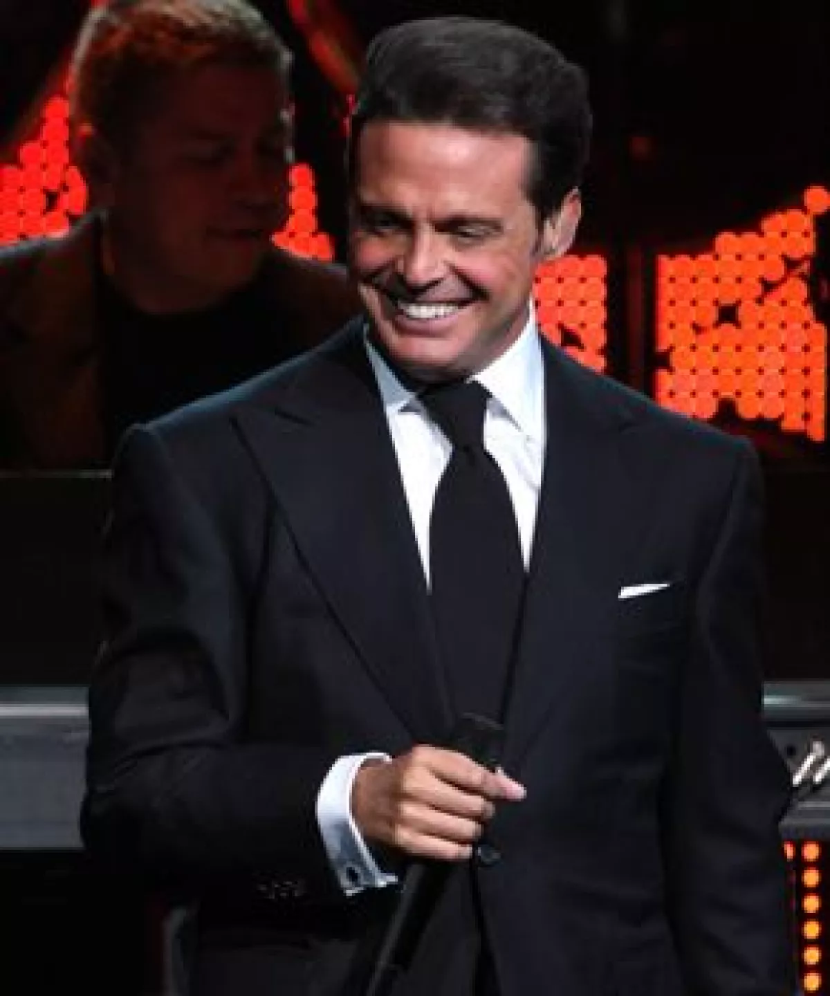 El tío, Luis Miguel, mantiene una buena relación con su hermano.