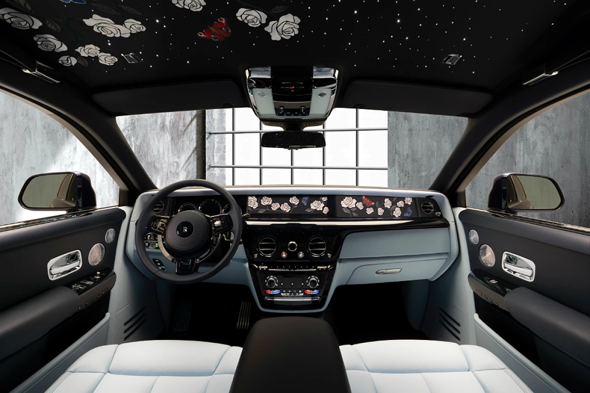 RollsRoyce interior.jpg