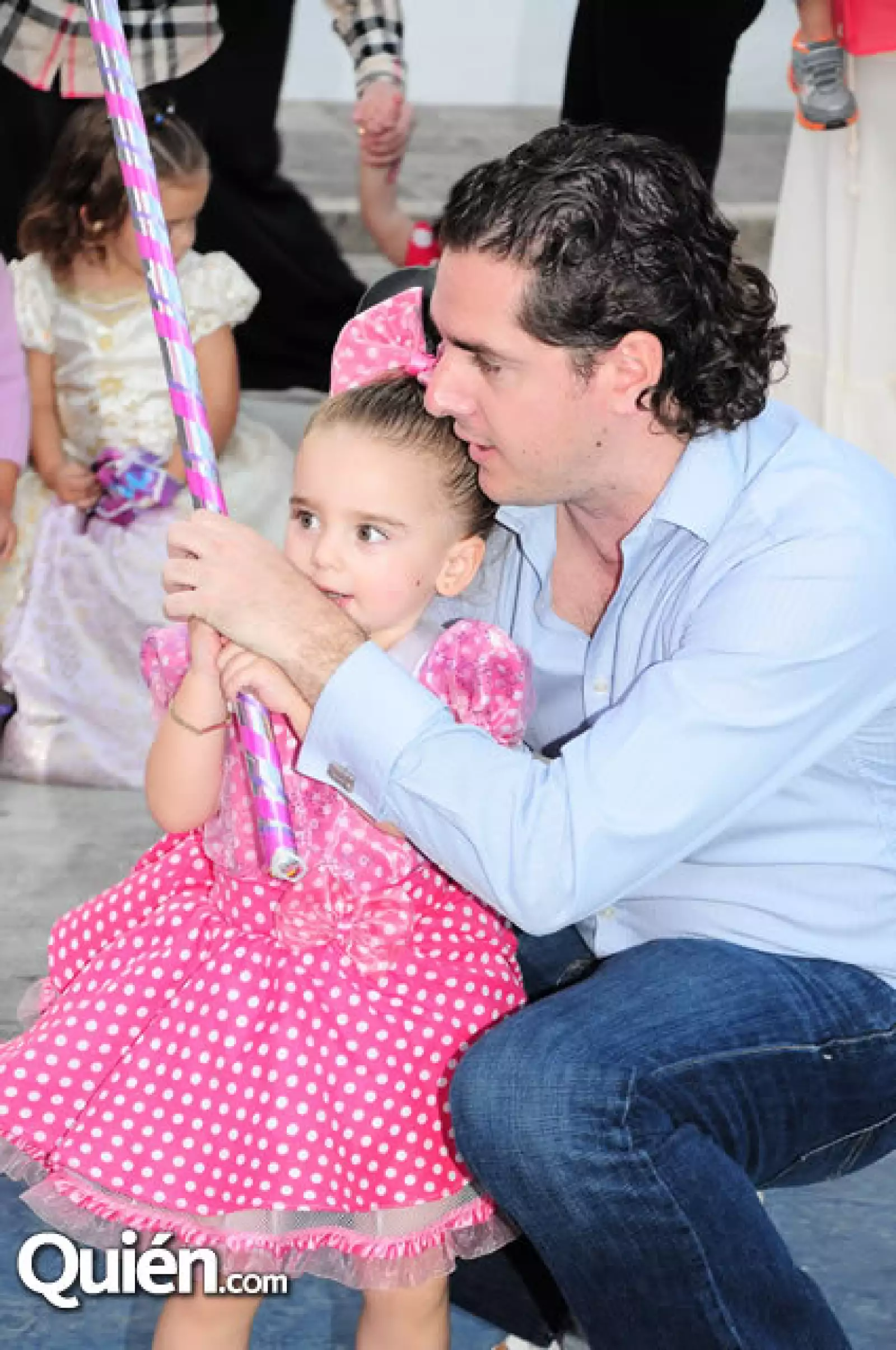 Valentina y Checo Barrera