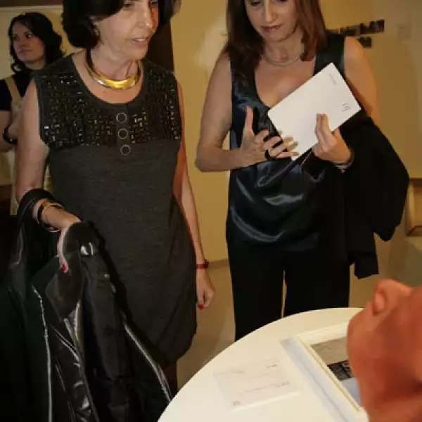 Sofía Aspe subasta Coach