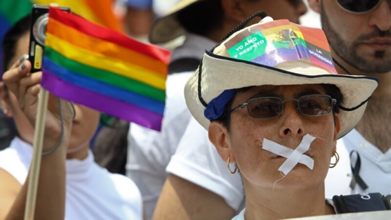 gay_activistas_protestas