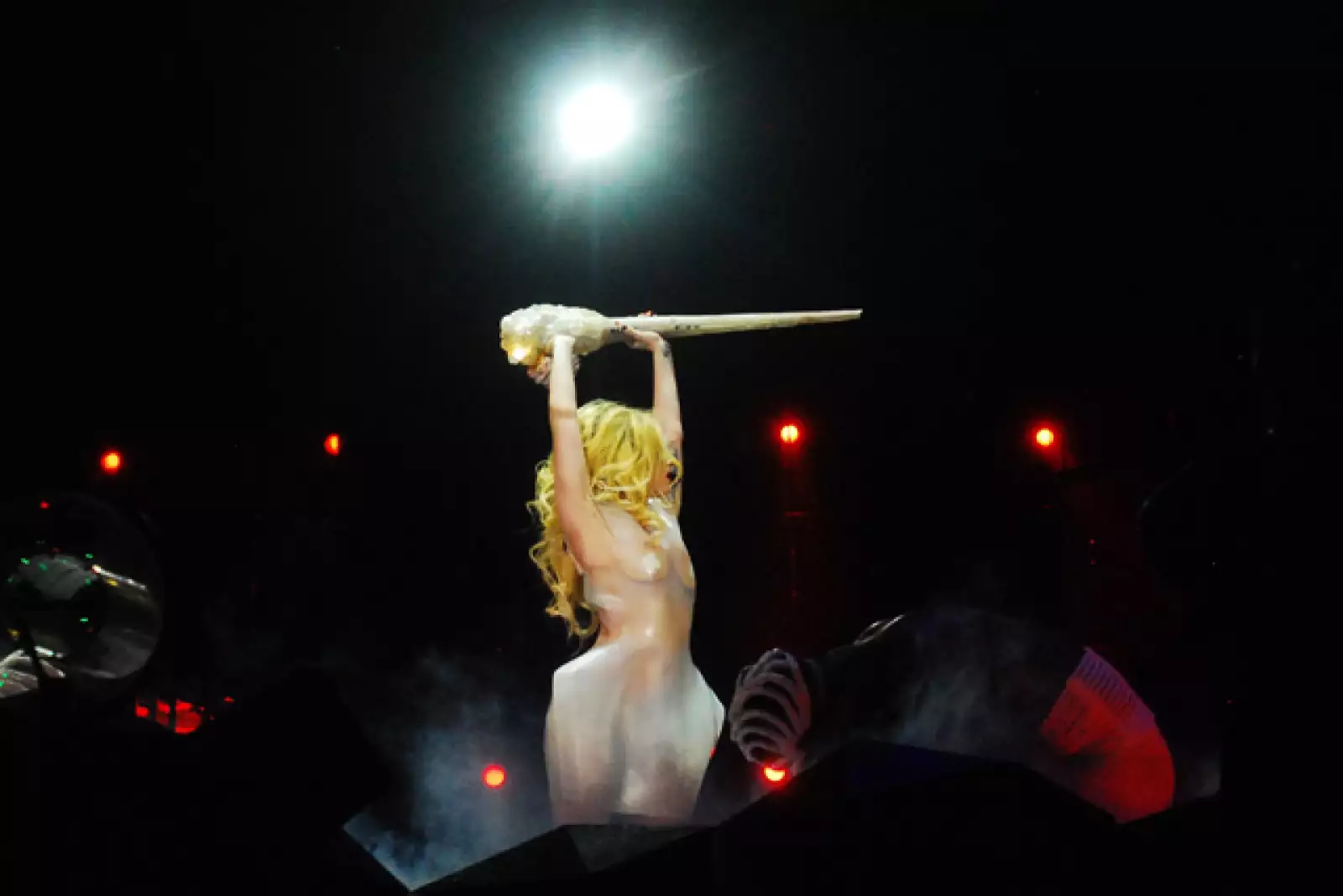 La primera vez que Lady Gaga estuvo en México fue como telonera en el reencuentro de `New Kids on the Block´.