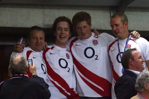 El príncipe Harry y sus amigos
