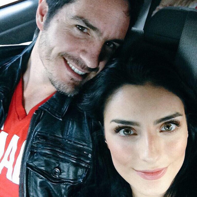 Aislinn Derbez y Mauricio Ochmann se enamoraron durante el rodaje de A la Mala.