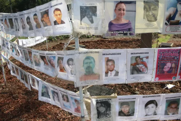 Glorieta de los Desaparecidos, en la antigua Palmera de Paseo de la Reforma.