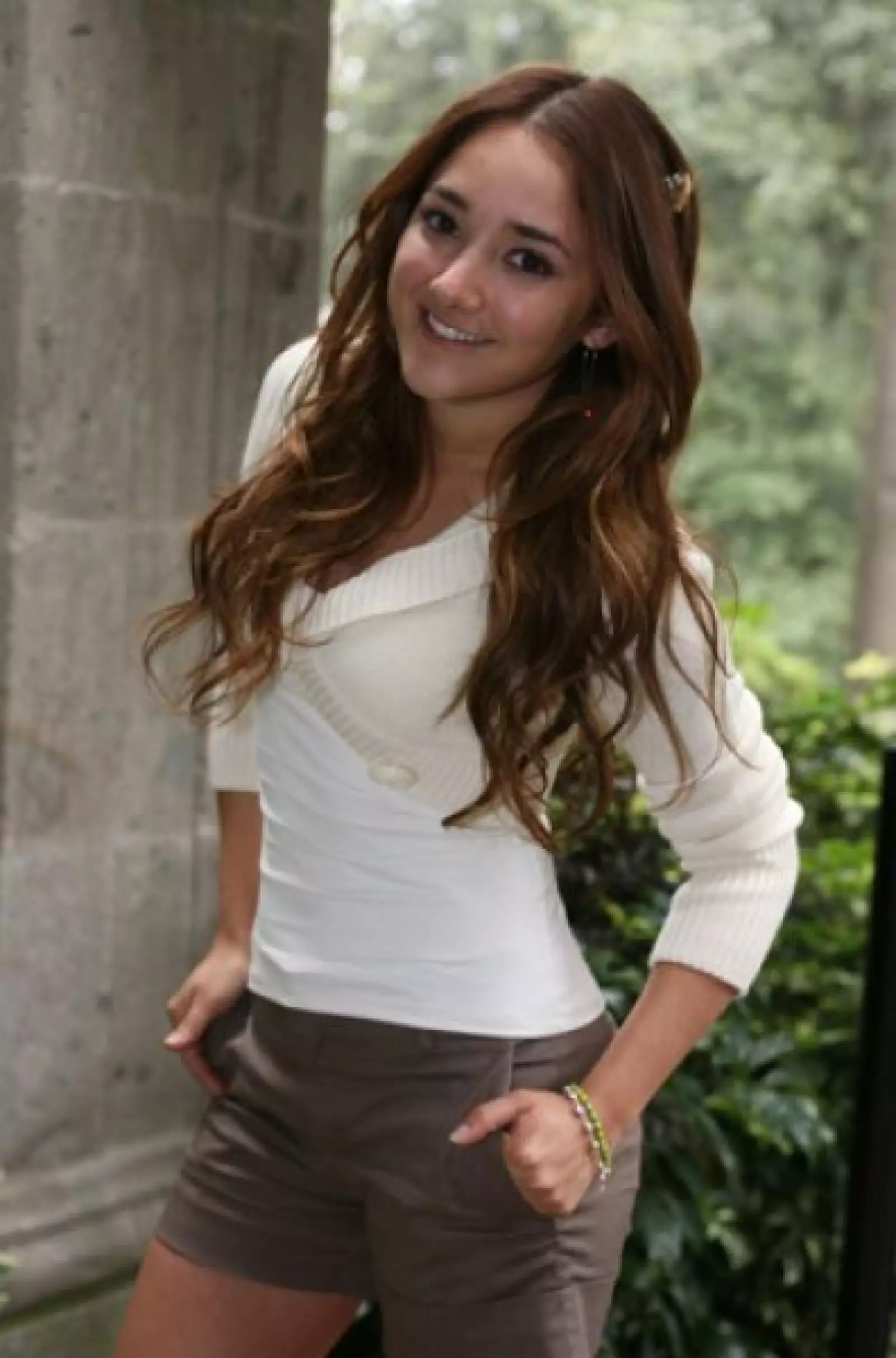 A principios de marzo, Sherlyn perdió a su hermano Oliver, quien aparentemente se suicidó. Luego se dijo que el joven, de 27 años y que padecía depresión, falleció por asfixia mecánica, por lo que pudo tratarse también de un accidente.