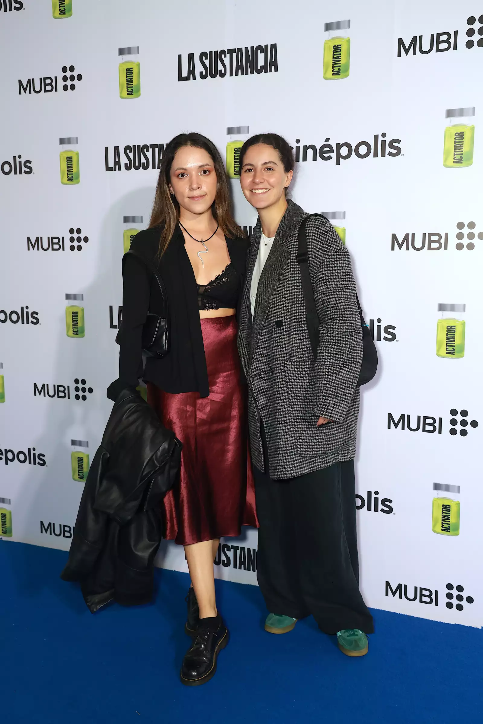 Ana Villarin y Carmen López 