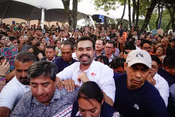 Máynez UAM Xochimilco-2