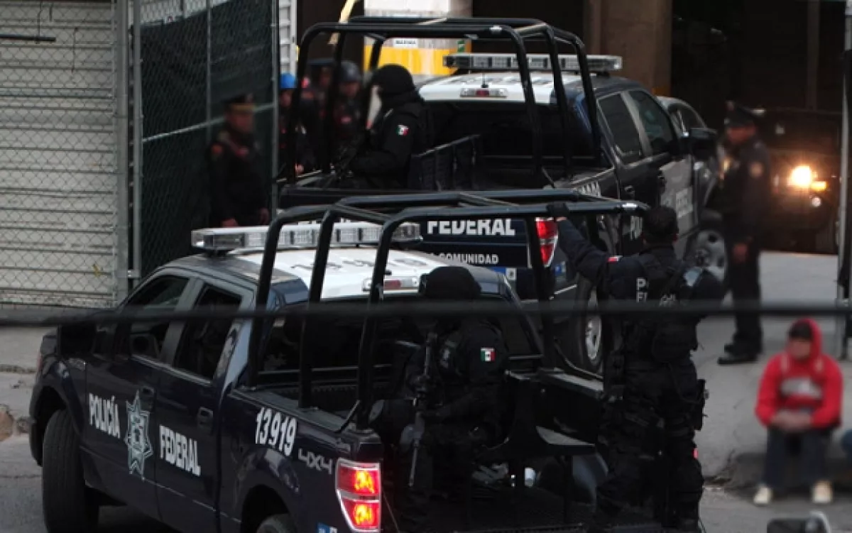El viernes por la tarde agentes de la Policía Federal estuvieron en Centro Carso.