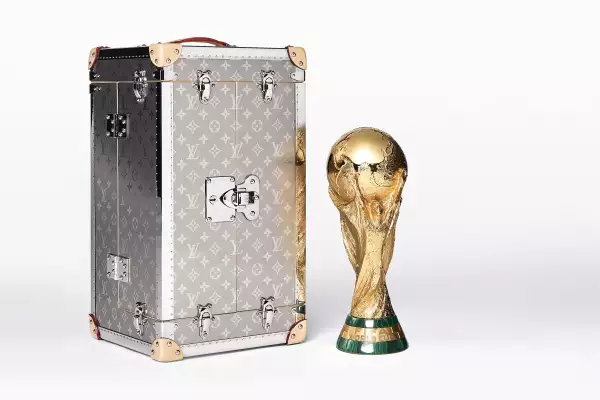 LV-FIFA