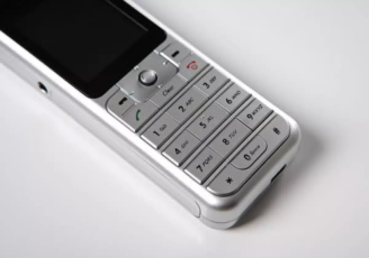 Axtel explora realizar una alianza en el terreno de la telefonía móvil. (Foto: Jupiter Images)