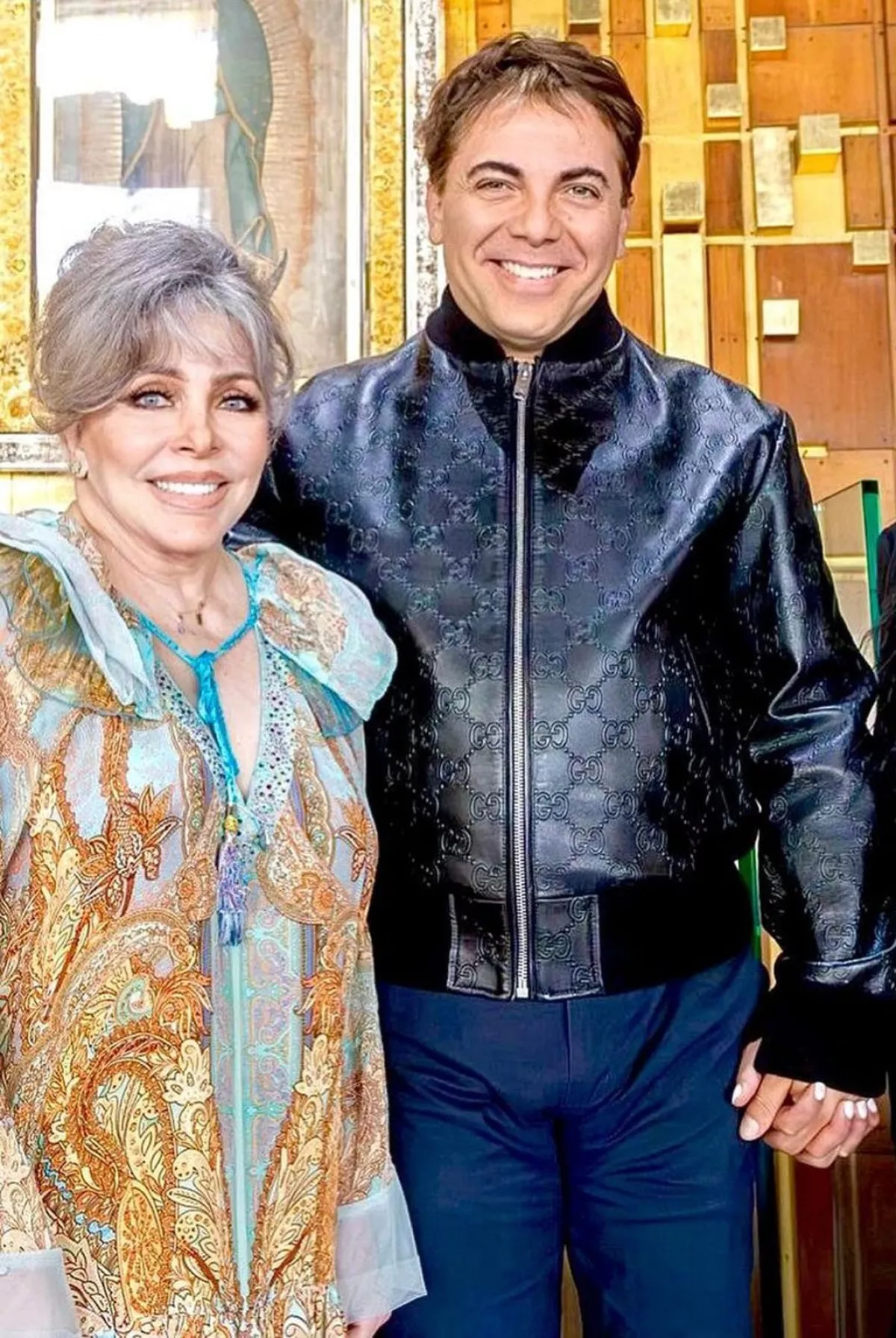 Cristian Castro reconoció el importante papel que tuvo su mamá Verónica Castro para impulsar su carrera como cantante