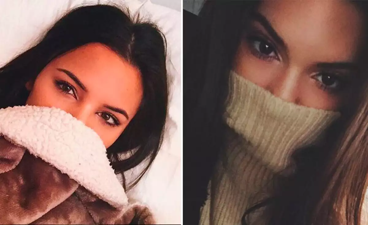 Ambas tiene la misma edad, 20 años.