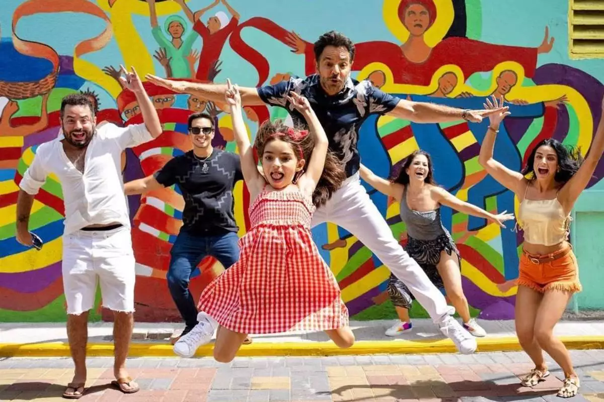 eugenio-derbez-hijos.jpg