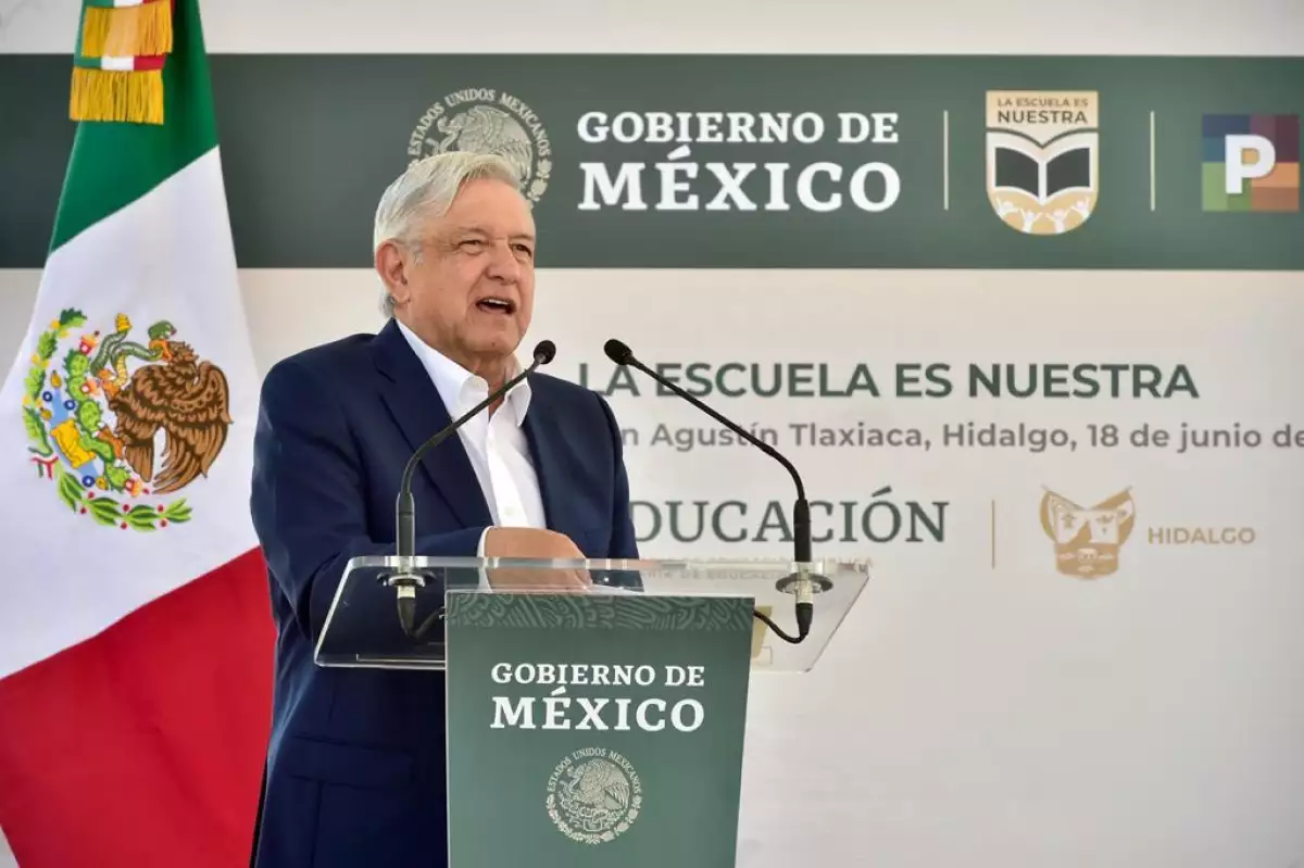 amlo-gira.jpeg