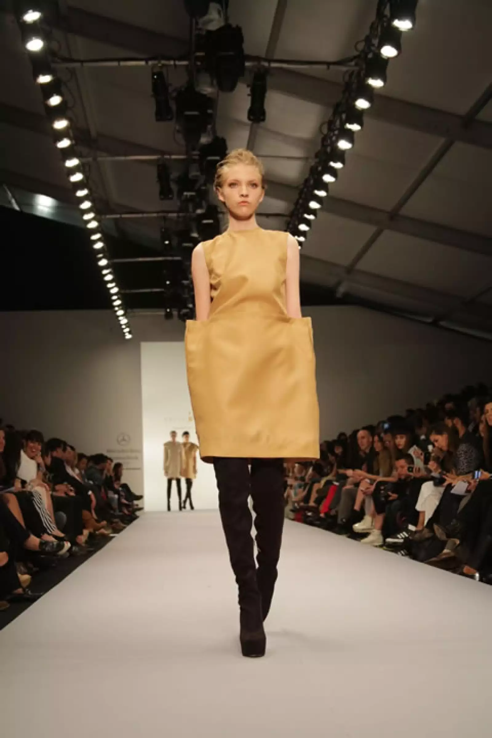 Julia y Renata Otoño/Invierno 2014.