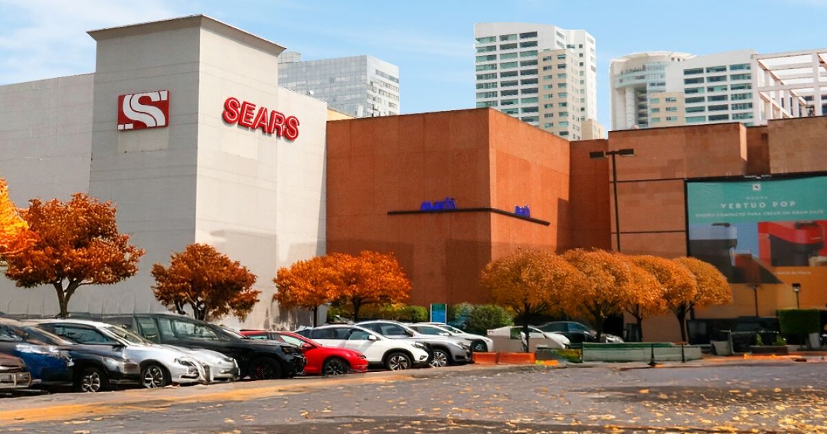 Azteca Stadyumu'nu aşan en büyük plaza Centro Santa Fe'nin sahibi kim?