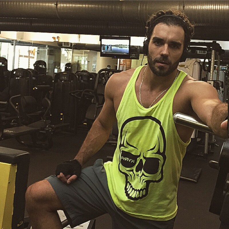 Marcus Ornellas es un apasionado del deporte y entrenar en el gym.