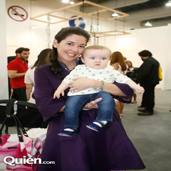 Giovanna Acha y María Lucia Lindsey en Zona Maco.