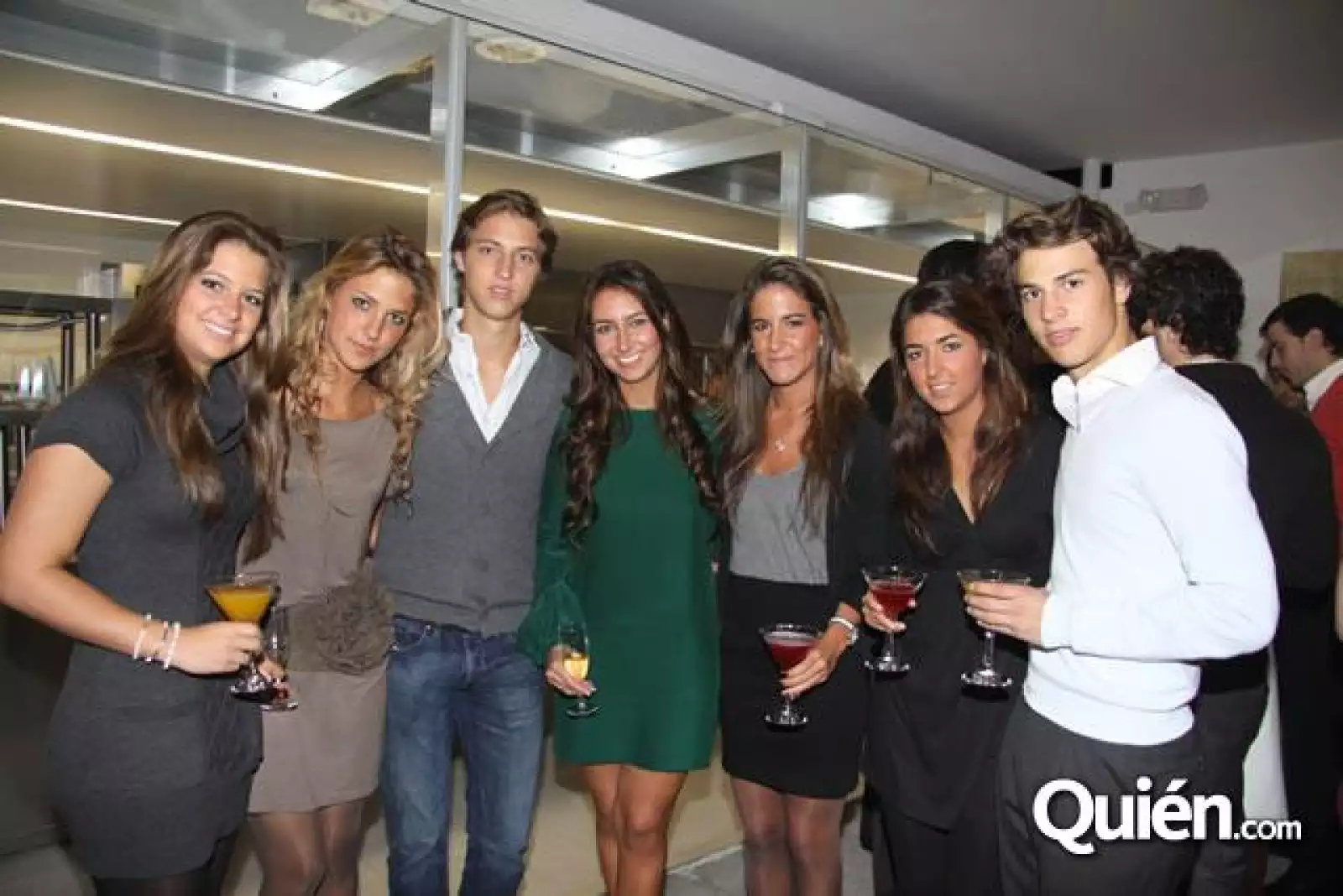 Inauguración restaurante POUI