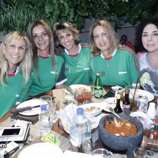 Bella Micha,Jemy Elo,Raquel Sacal,Tony Cassab,María Chayo Ponce