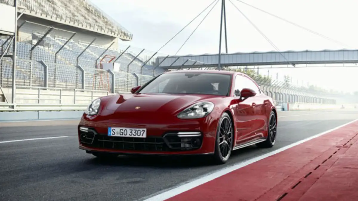 Porsche Panamera GTS