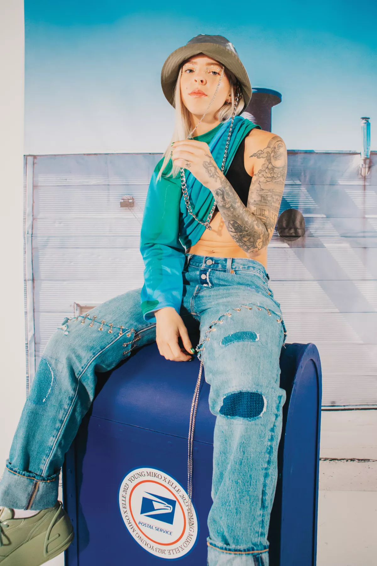 ELLE-255-COVER STORY  4.jpg