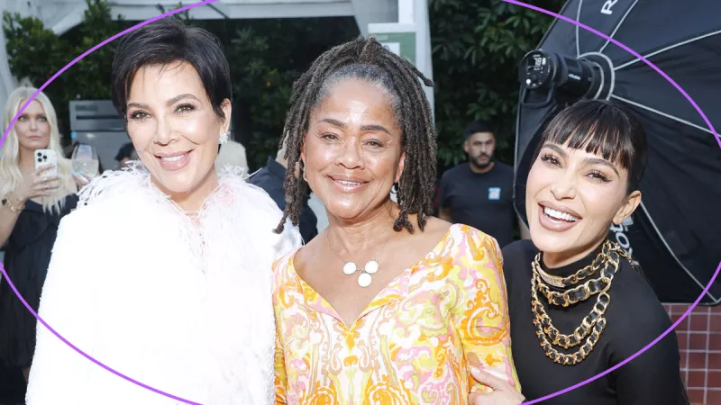 Doria Ragland, mamá de Meghan Markle junto a Kris Jenner y Kim Kardashian. 
