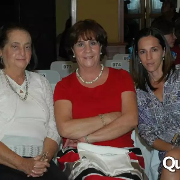 Desfile Elda Watanabe